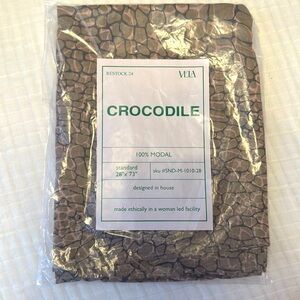 NWT packaged Vela Scarves crocodile print hijab scarf